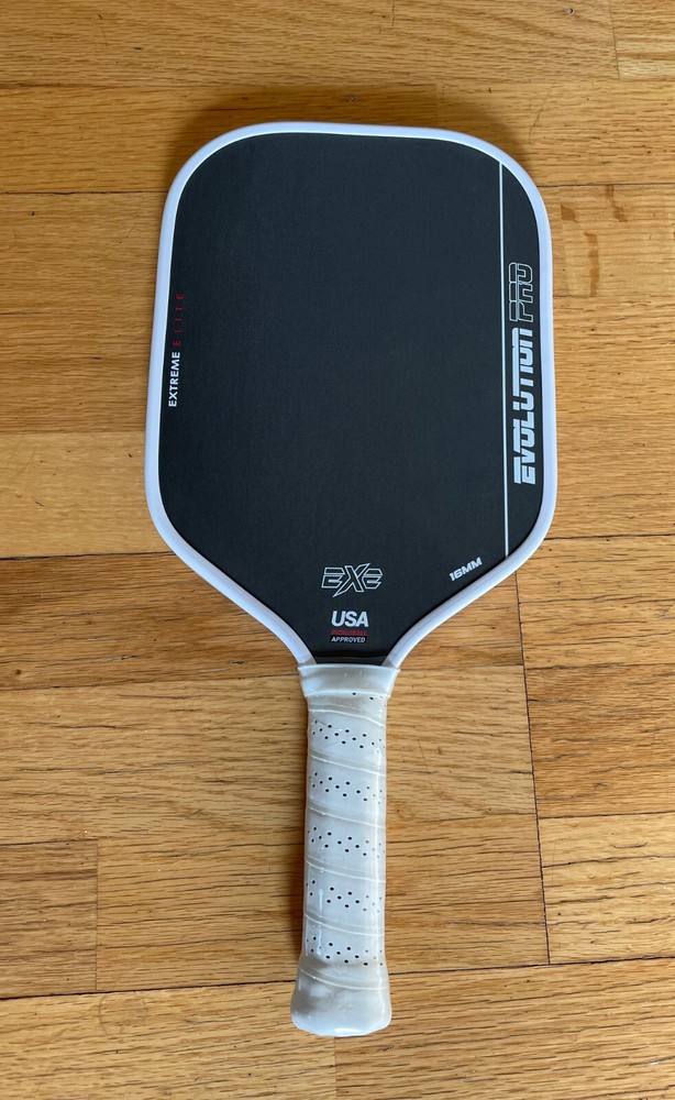 Premium Pickleball Paddle for Enhanced Performance and Control