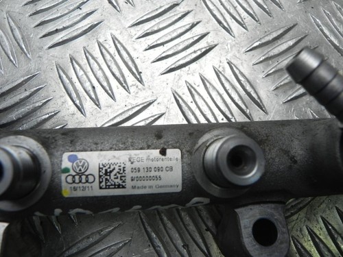Distribuidor de combustible Porsche CAYENNE 2012 059130090CB - Imagen 2 de 3