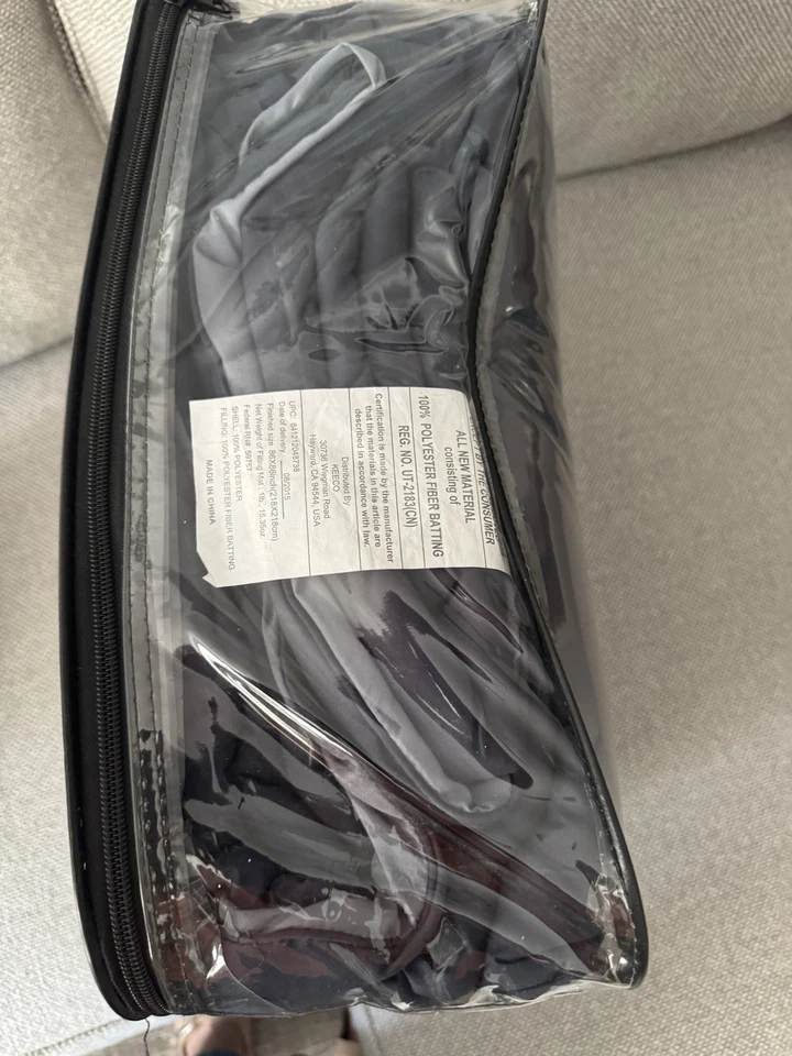 Living Quarters 100% 豪华微纤维羽绒替代大号双面... — 第 3/3 张图片