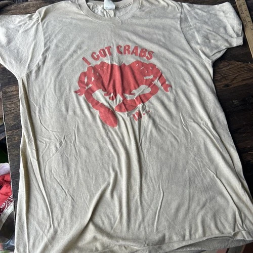 I Got Crabs In Ocracoke Island NC T Shirt Tan XL Vintage Screen Stars 100% Cotto