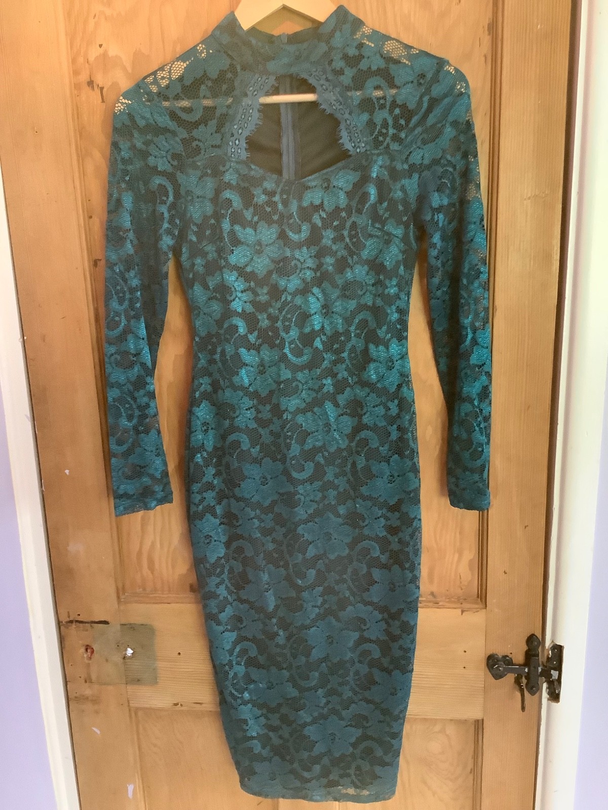 Picture 1 of 4