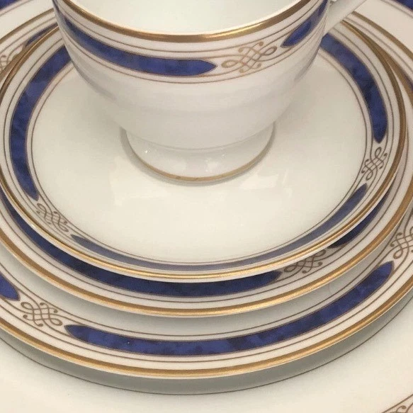 Conjunto de louça Gorham Regalia Court Lapis 5 peças estilo 1890060 - Imagem 2 de 4