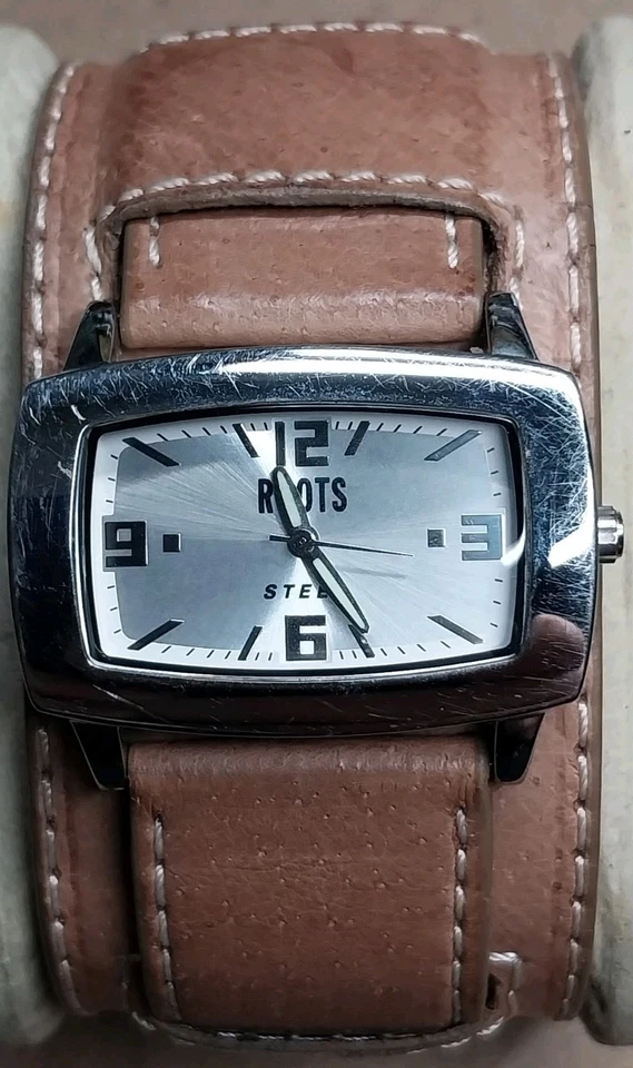 Reloj de Cuarzo Roots Rio Acero Inoxidable R548 Correa de Cuero Batería Nueva Foto 2 de 4
