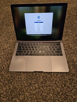 2018 Apple 13'' MACBOOK PRO Touch Bar 16GB RAM 256GB SSD Intel i7 Gen 8 SpaceGray
