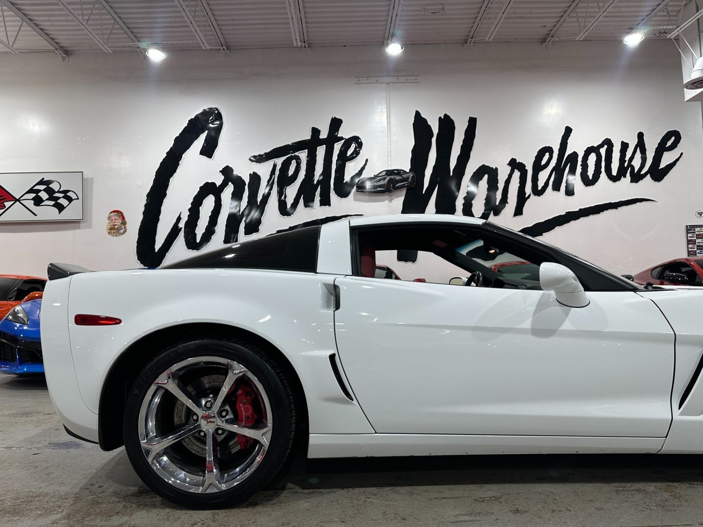 2012 [10U] Arctic White Chevrolet Corvette   | C6 Corvette Photo 5