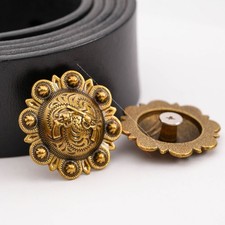 LOT OF 6 CONCHOS ANTIQUE BRASS PICO BERRY WESTERN RODEO LEATHER TACK 1 1/2 "