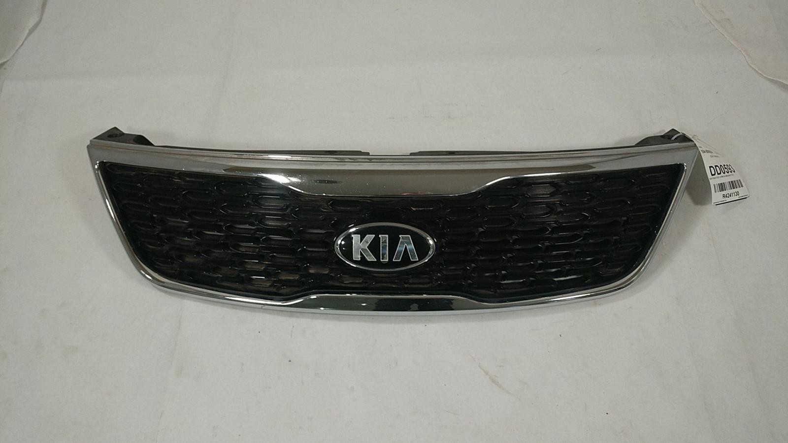 OEM Grille For Sorento Assy Blk-Text Chrm Pitted Crack