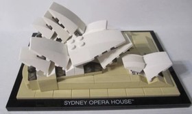 Lego Architecture - Sydney Opera House 270 pieces #21012 good  condition 