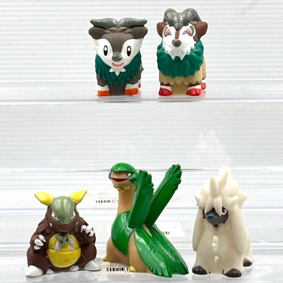 BANDAI Pokemon Skiddo Gogoat Furfrou Tropius Finger Puppet Figure