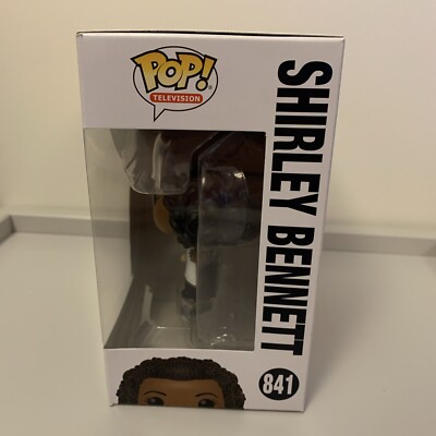 Funko Pop! Vinyl: Community – Shirley Bennett, Figura Collezionabile 9 Cm