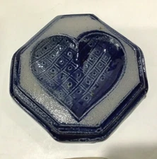 Rowe Pottery Cambridge WI Salt Glazed 1995 Heart Tile 4.5” #15290BB