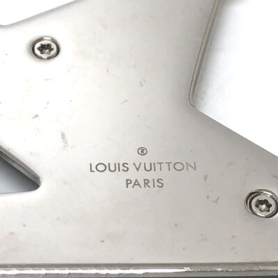 LOUIS VUITTON M00926 Portocle LV Matic Key Holder Metal LOUIS VUITTON M00926 Portocle LV Matic Key Holder Metal