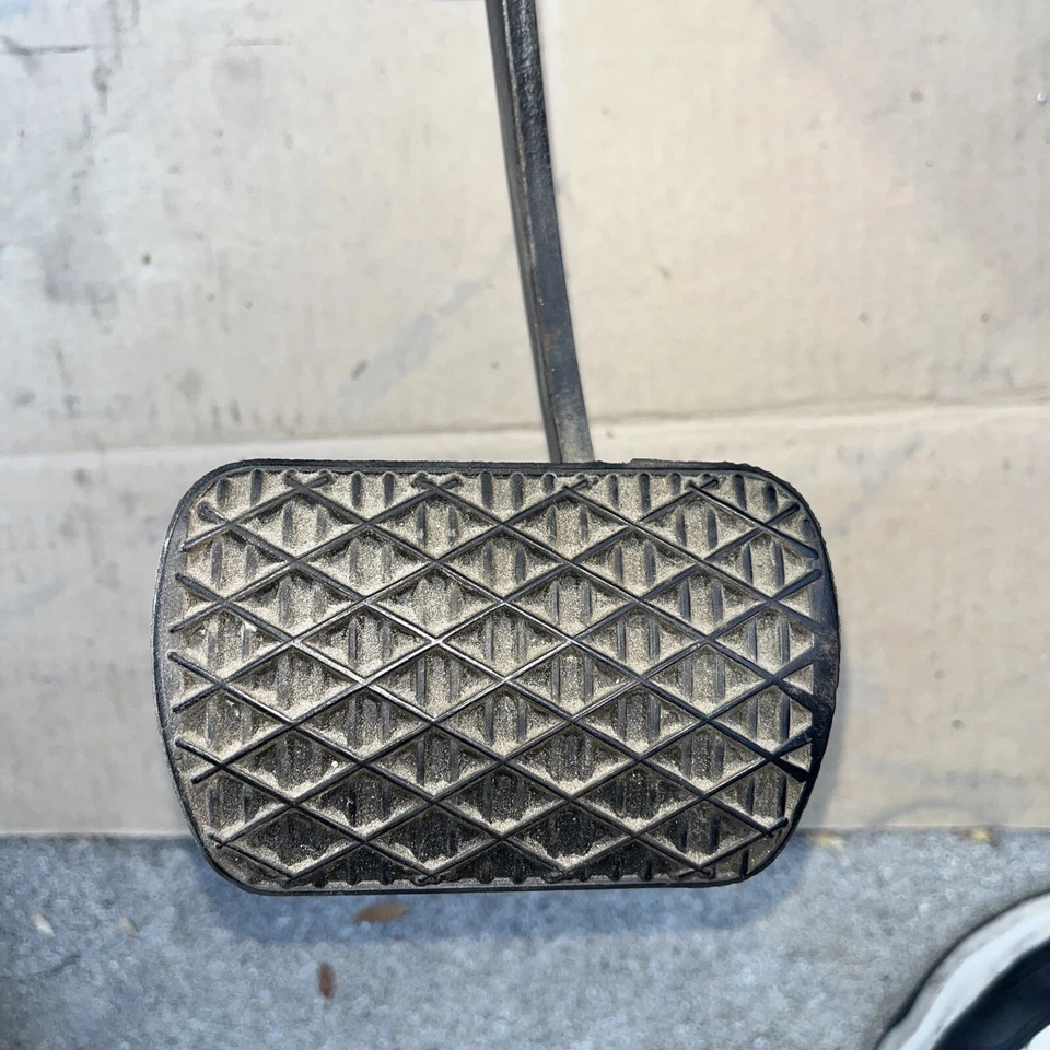 ✅ VENTA R107 560SL 380SL 450SL 380SLC 450SLC 500 Conjunto Pedal Freno Mercedes Foto 3 de 4