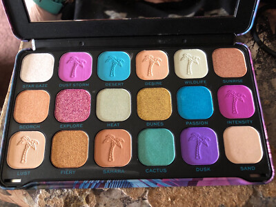 Revolution Desert Desire 18 Eyeshadow Palette New
