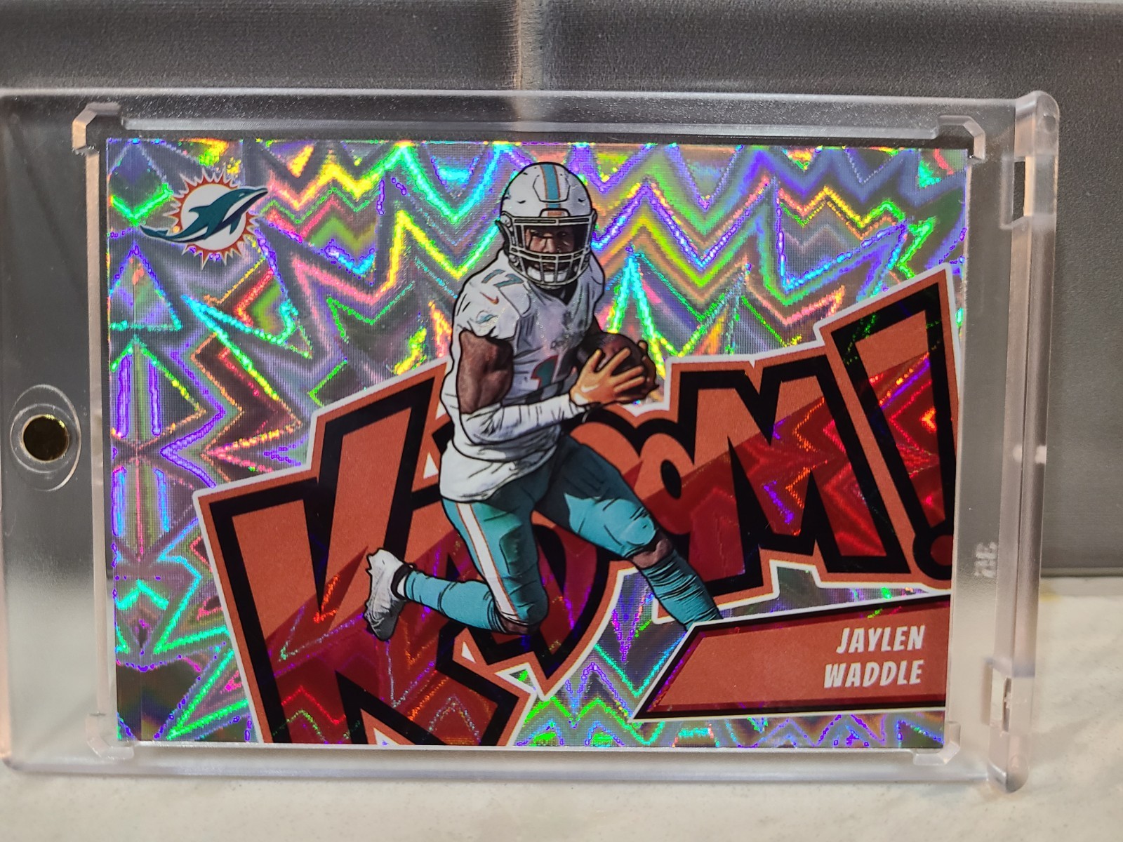 2023 Panini Absolute - Kaboom! Horizontal Jaylen Waddle #8 Mint