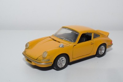 C2 1:24 BURAGO BURAGO 0102 102 PORSCHE 911 CARRERA RS OCRA YELLOW EXC. COND.