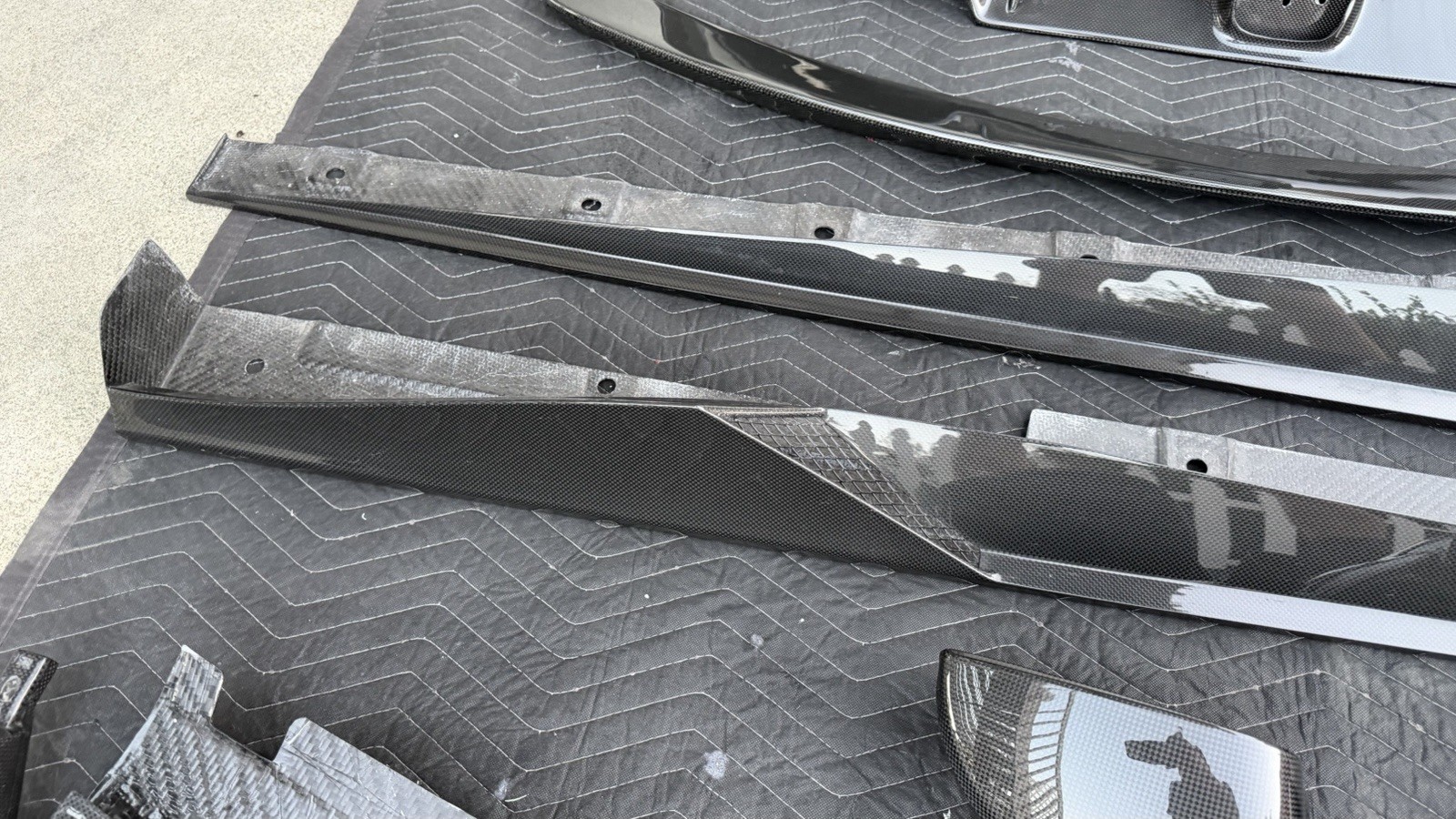 Ferrari 488 GTB Carbon Fiber Front Bumper Spoiler Bodykit