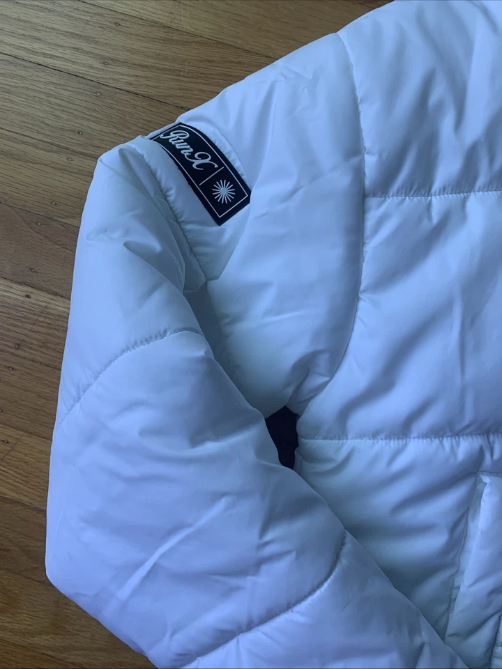 Nike Thermafit Cropped Puffer para mujer - blanco, talla pequeña Foto 4 de 4