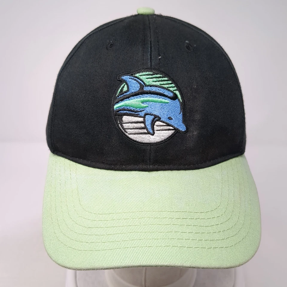 Boné Snapback Golfinho Rosa Multi Tamanho Único Bordado Ajustável Furos Ventilados - Imagem 2 de 4