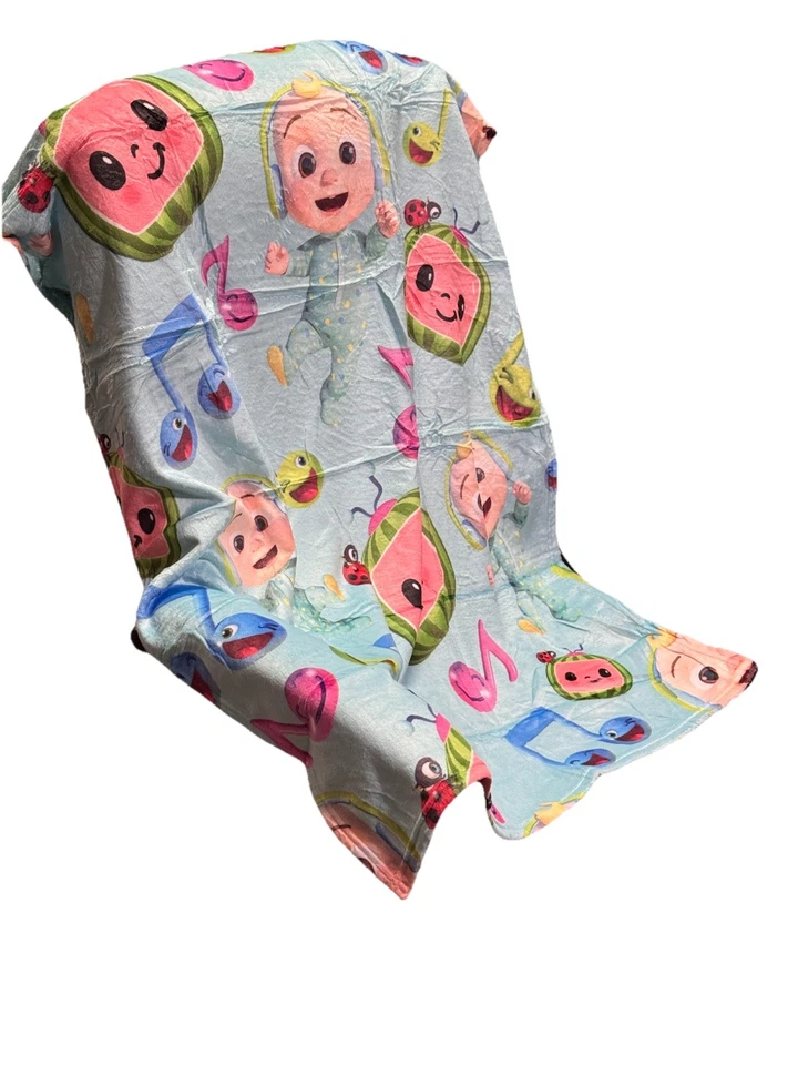 Manta de bebé Cocomelon suave ligera acogedora manta para niños unisex niños niñas Foto 2 de 4