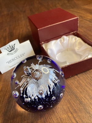 Royal Crest Sammlerstücke Handarbeit Glas Briefbeschwerer Herkules blau & weiß verpackt