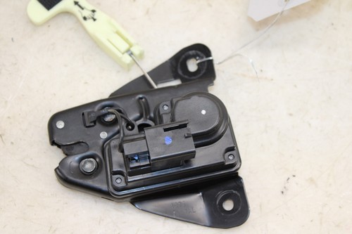 2008-2023 Dodge Challenger Trunk Latch OEM LV10 - Picture 2 of 4