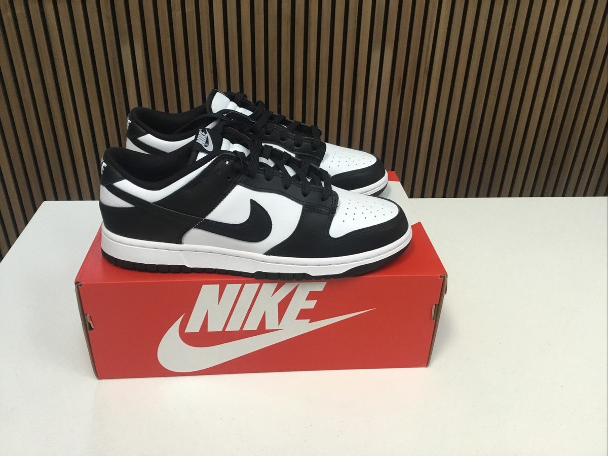 black white dunk low outfit