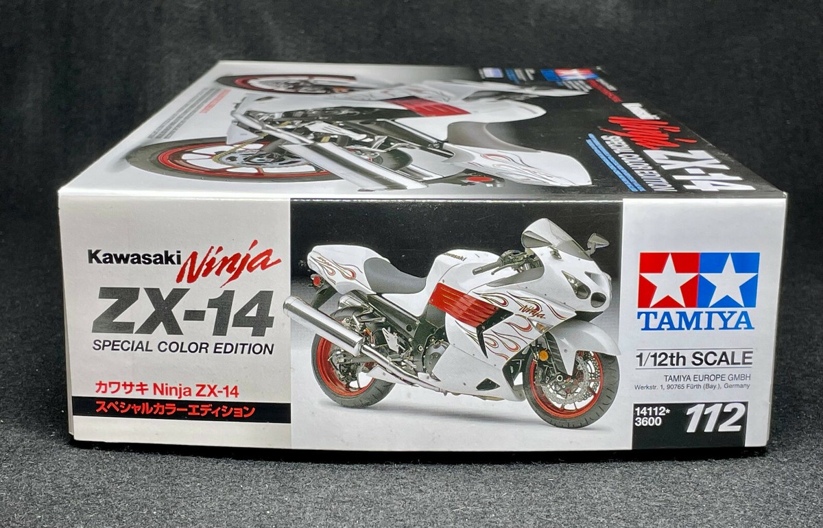 TAMIYA 14112 1/12 Scale Kawasaki Ninja ZX-14 Special Color