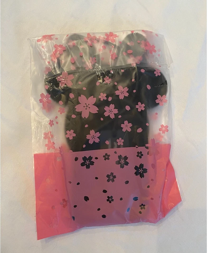 Kate Spade Minnie Mouse iPhone 7 Plus Case New - Image 2 of 2