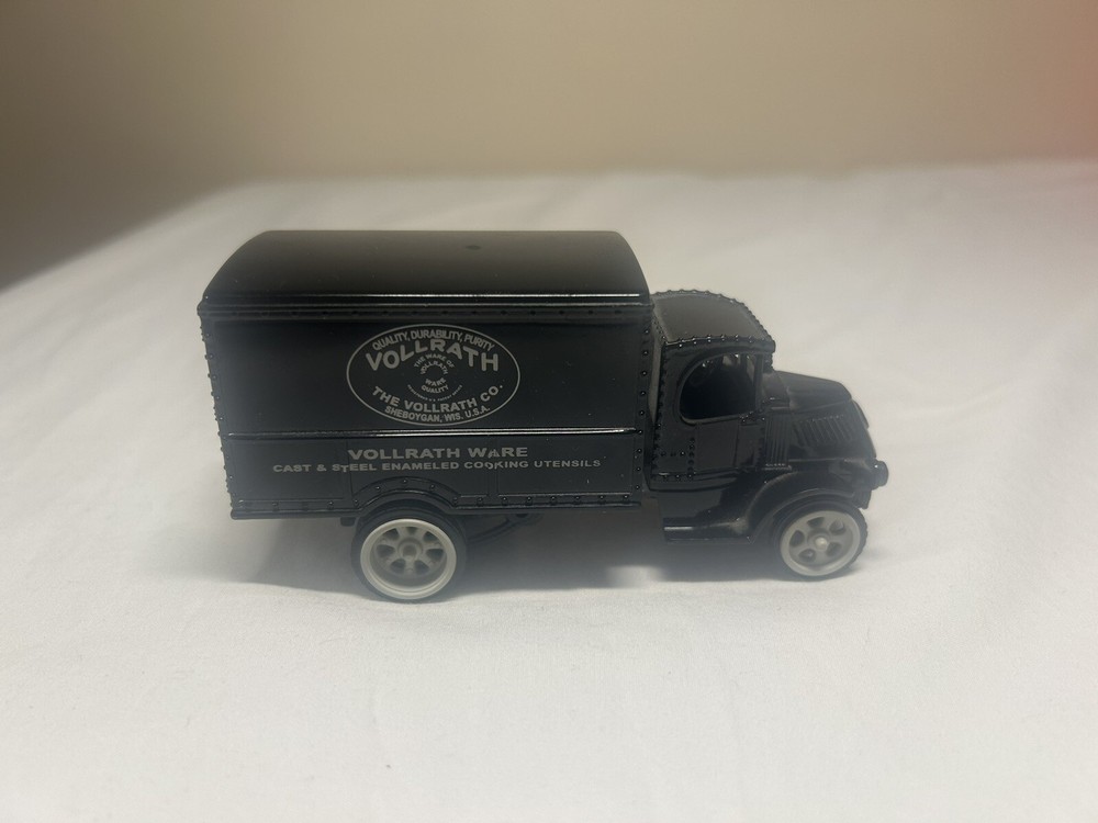 toy trucks vintage