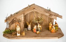 Weihnachtskrippe aus Holz mit Figuren Krippe W008+KF2 Weihnachtskrippen Stall