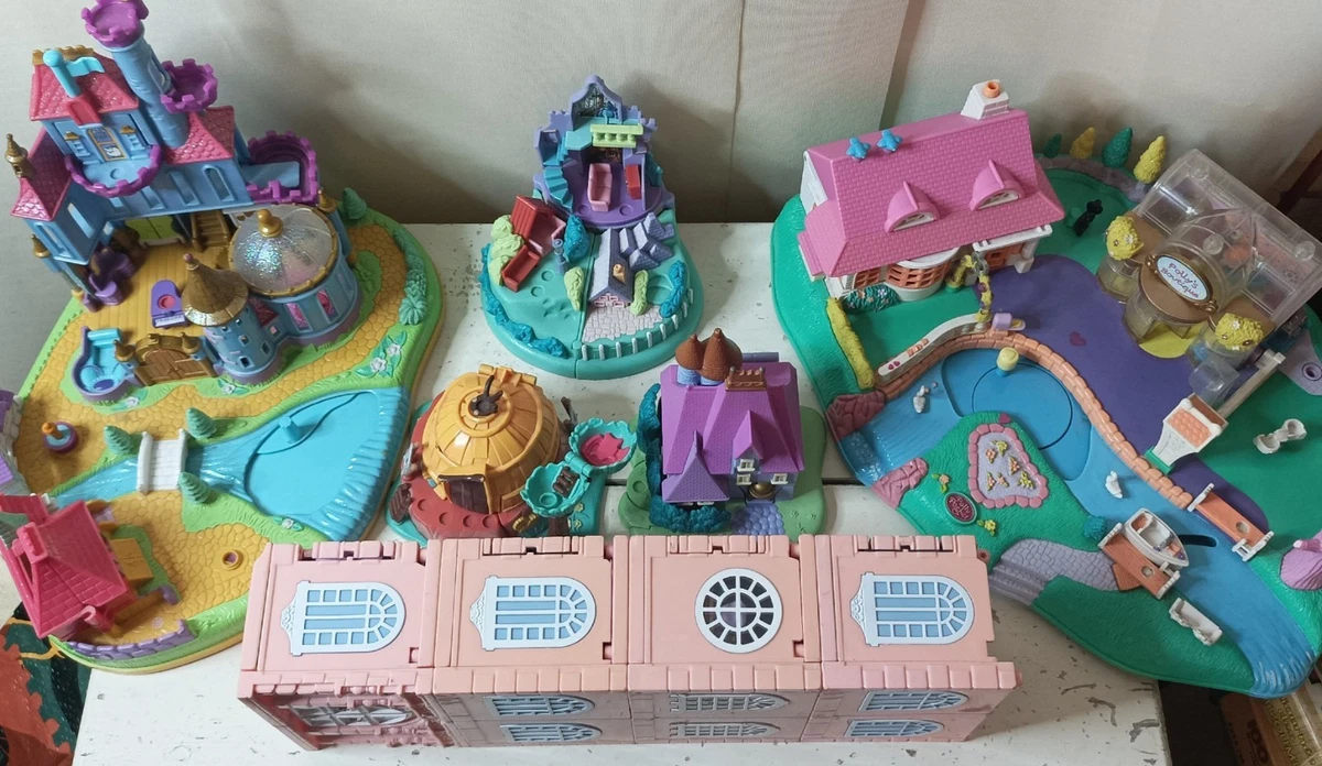 Vintage des années 90, jouet Polly Pocket Pollyville Movin magique Jeu magnétique Photo Stock - Alamy