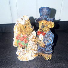 Wedding Bear Bride  Groom Resin Figurine w/ Top Hat  Bouquet, Small