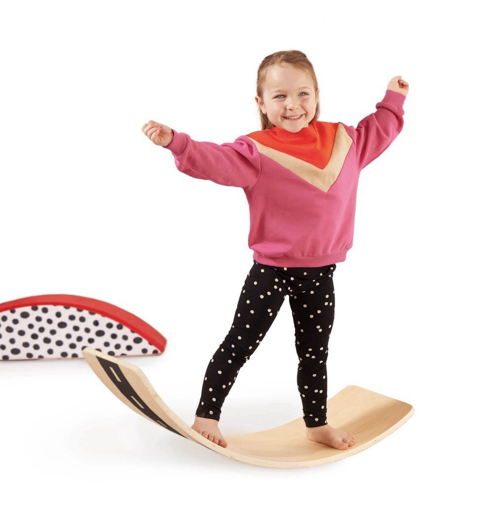 🔥NEW🔥 Battat Rock & Balance Wooden Board with Foam Semi-Circle, Beige