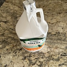 Vet's Best Natural Yard and Kennel Spray Flea,Tic, Mosquito Treatment 96 oz NEW