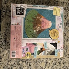 Project Mc2 Glitter Volcano Hands On Science Kit S.T.E.A.M Netflix Tie In