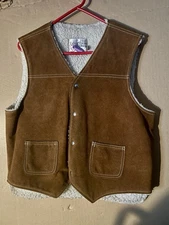 VTG Sears The Leather Shop Large Genuine Leather Suede Sherpa Lined Vest Chestnu