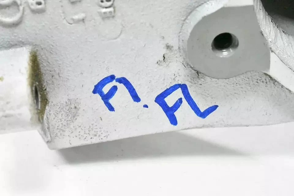 07-10 Audi S8 A8 dianteiro esquerdo para-choque reforço quadro trilho suporte fabricante de equipamento original - Imagem 4 de 4