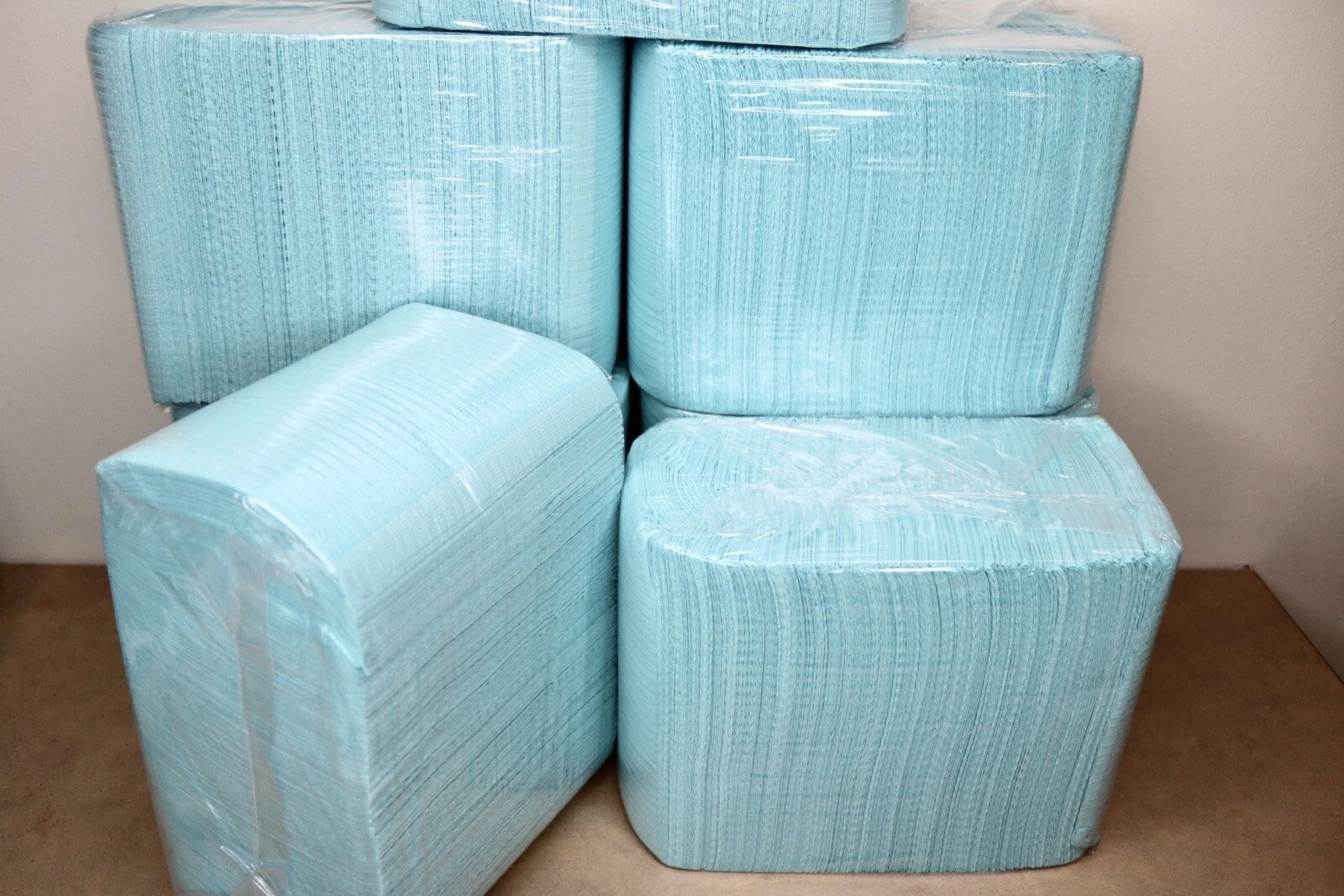 1000 Disposable Dental Patient Bibs 3PLY FLUID RESISTANT Premium Quality 13/18 - product detail image 5