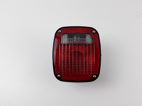 Feu Arrière Gauche Grote 5371 Pour Camion Ford – Neuf, 12V, 2 Ampoules, Certifié DOT, Garantie 3 Mois