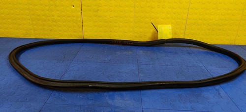 06 07 08 09 BENTLEY Continental GT Trunk Lid Cover Rubber Seal OEM 3W0827705E - Picture 2 of 2