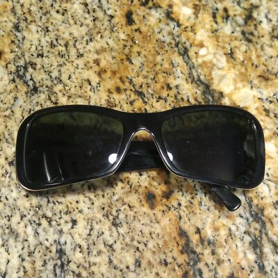 Salvatore Ferragamo Unisex Black White Eyewear Sunglasses FE 