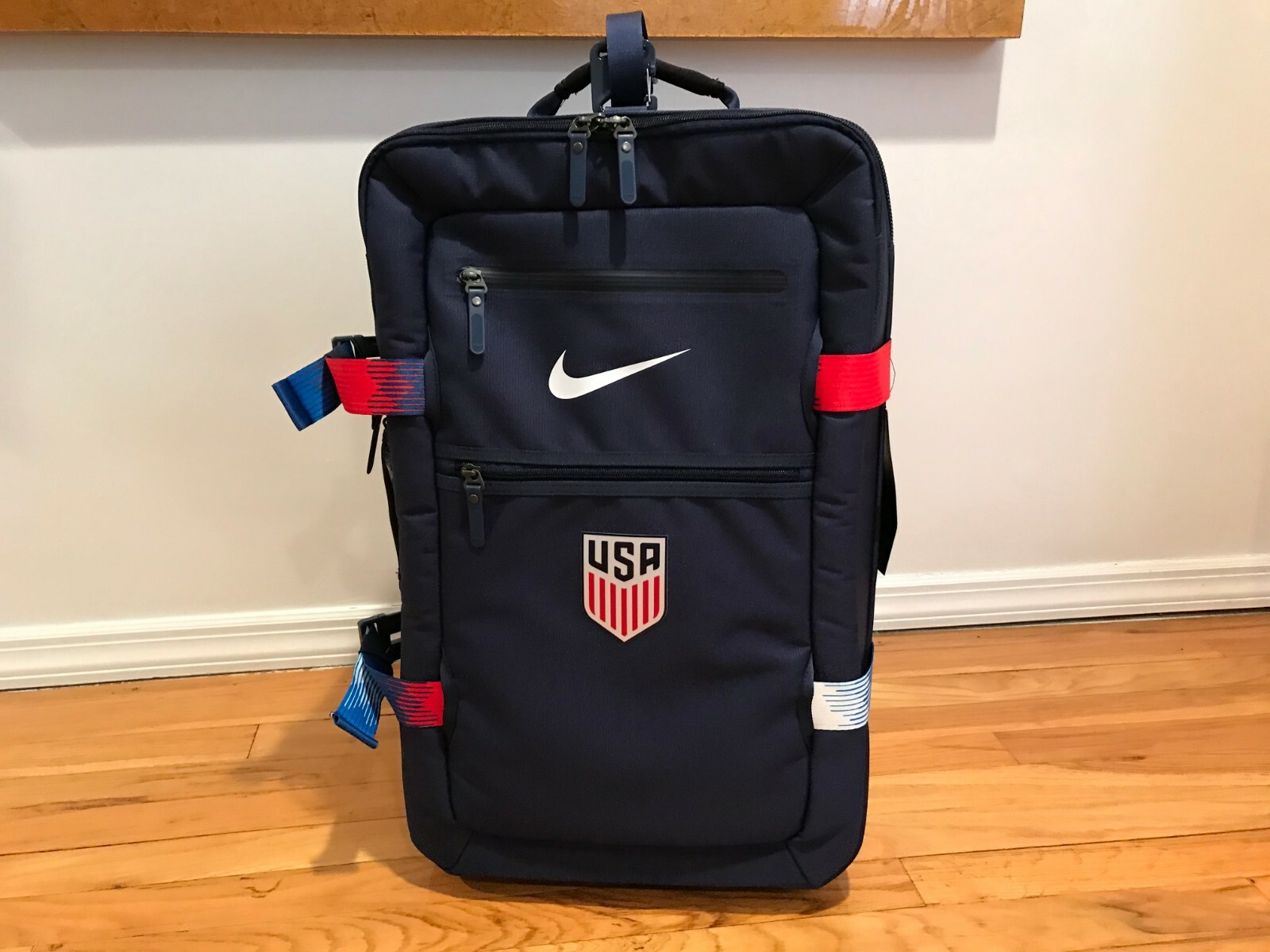 nike luggage