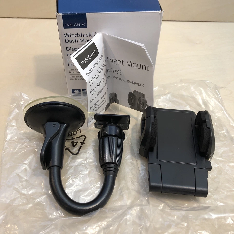 Insignia Universal Cell Phone Car Windshield / Dash Mount for iPhone /Samsung/LG - Image 4 of 4