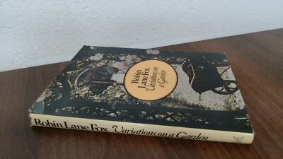 			Variations on a Garden, Fox, Robin Lane, Macmillan, 1974, Hardcov		