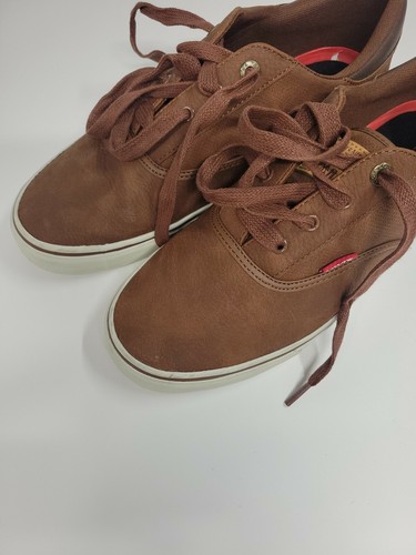 levis brown sneakers