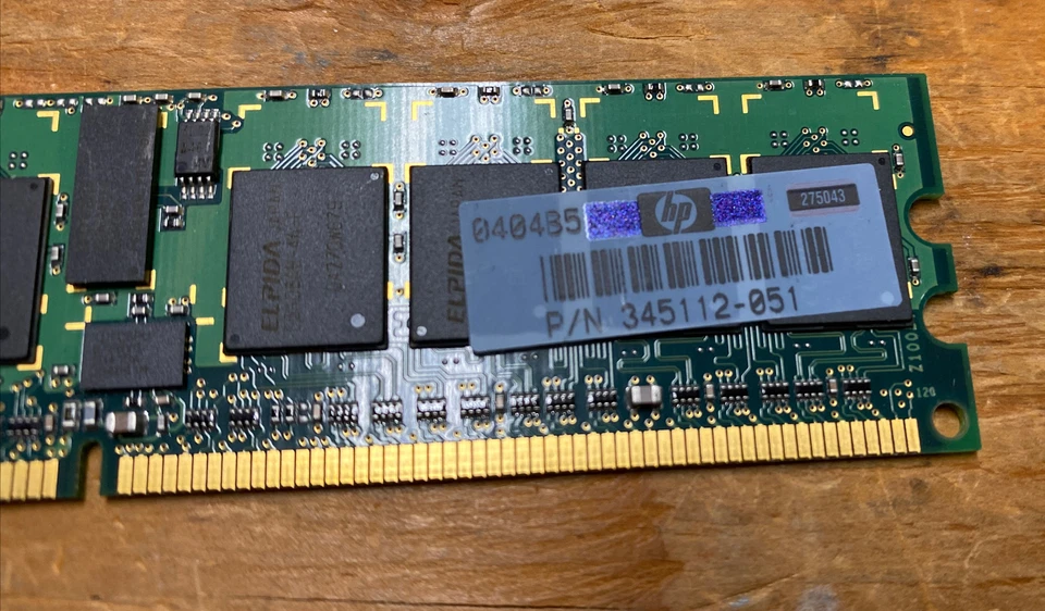 Elpida EBE51RD8AGFA-4A-E 512MB PC2-3200R DDR2-SDRAM DIMM 240-Pin Server MEMORY - Image 3 of 4