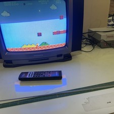 Vintage Magnavox 13 CRT TV RR1355 Retro Gaming 90s Unique Speakers with REMOTE