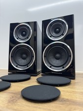 Wharfedale Diamond 220 Bookshelf Speakers - Immaculate Condition - Original Box