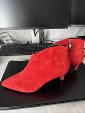 Rote Stiefelette Größe 38
